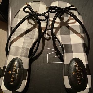 Never worn Kate spade sandals